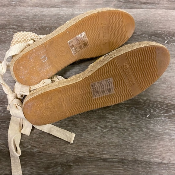 SOLUDOS | Striped Gladiator Platform Sandals Size 8.5 - Picture 7 of 12